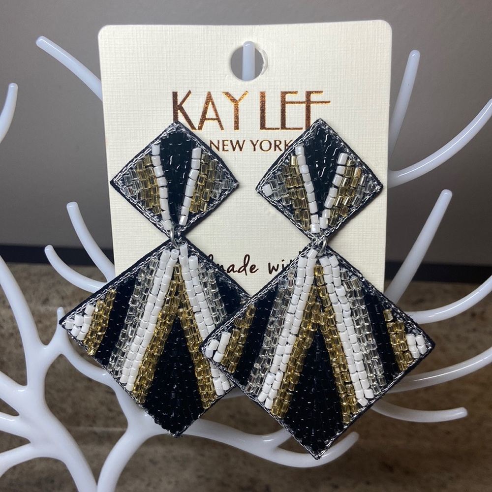 Square Black seed bead earrings